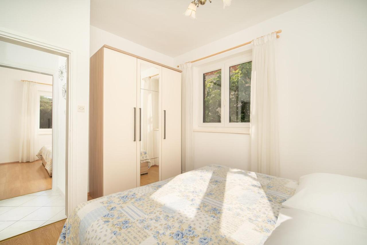 Apartmani Zlata Rabac Buitenkant foto